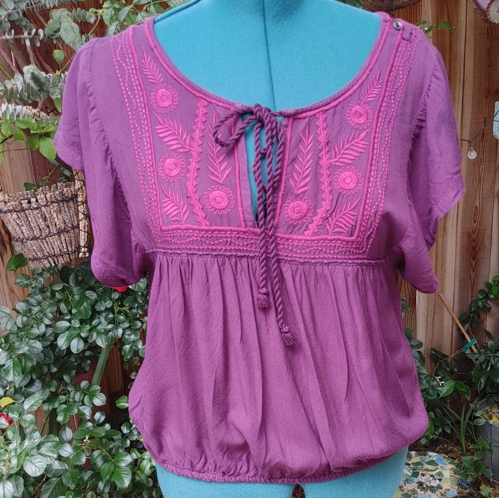 💜FREE PEOPLE boho embroidered & lace top RARE - Picture 8 of 13